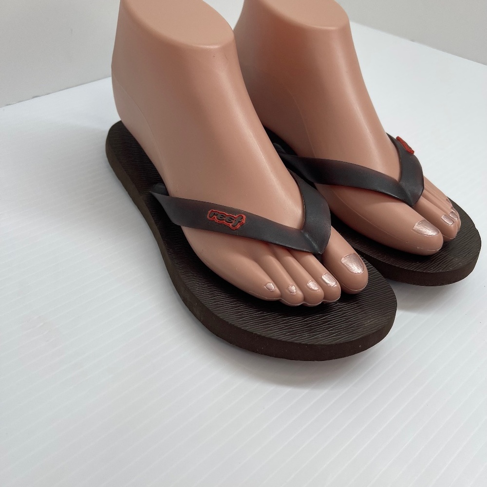 Reef Flip Flop Size 6 Brown